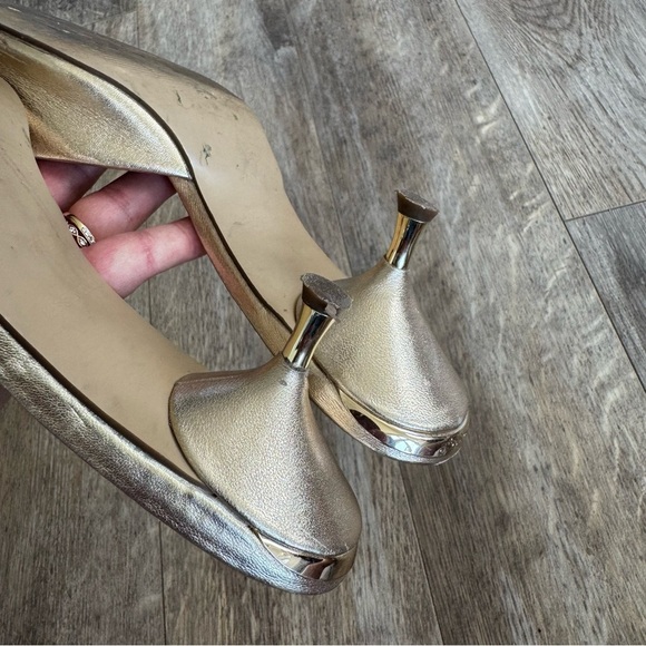 Lilly Pulitzer Gold Slide Kitten Heel Sandals - Picture 7 of 11